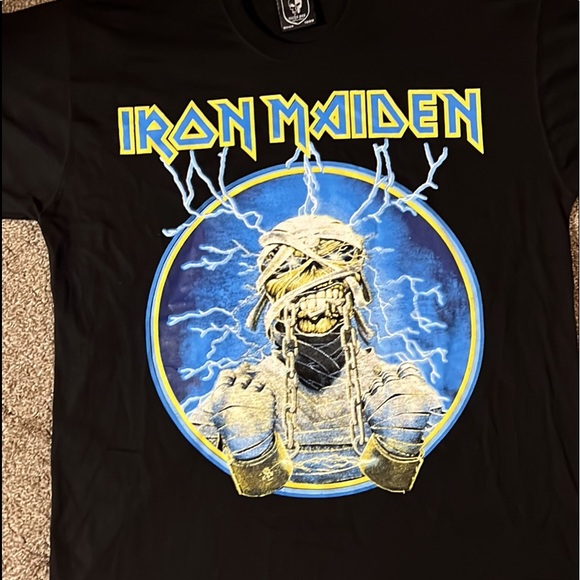 Other - Iron Maiden’s chain breaking Mummy graphic image tee